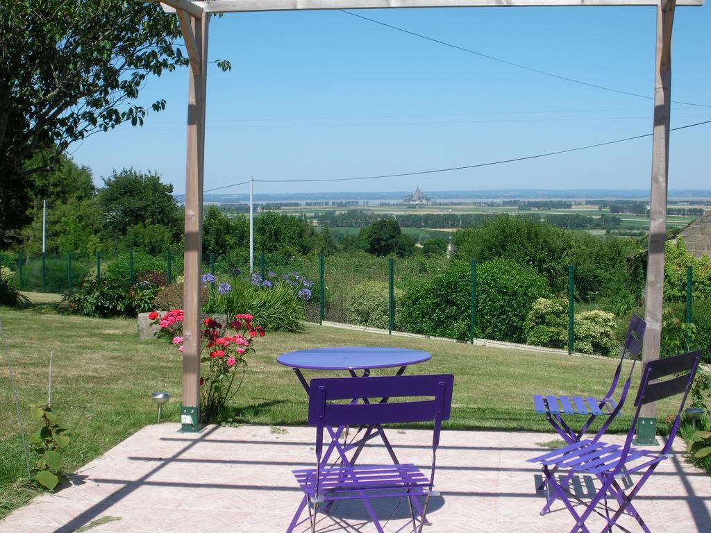 Mamoucafecouette Panzió Roz-sur-Couesnon Kültér fotó